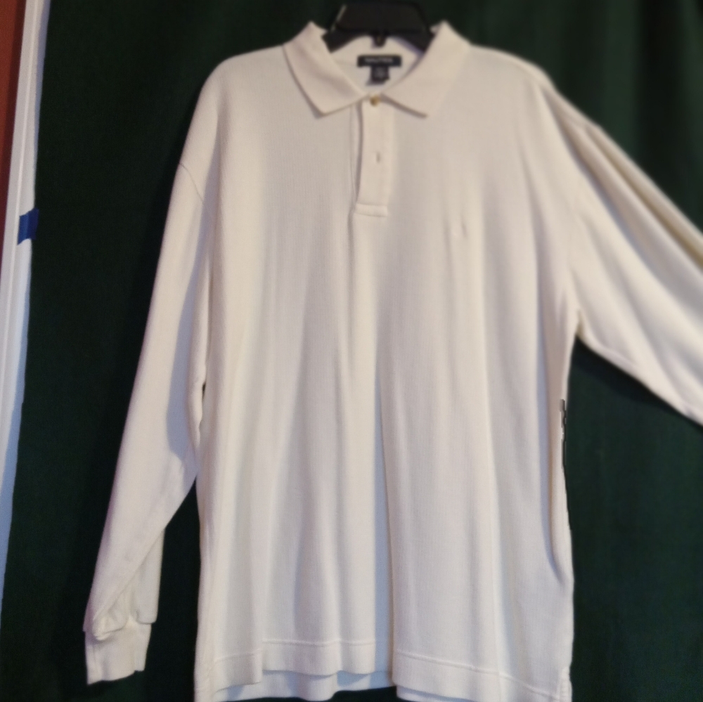 Nautica long sleeve men's pullover top.  55% acrylic, 45% cotton. Off white.